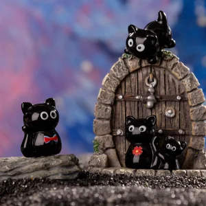 Cute Cartoon Resin Black Cat Figurine Mini Animal Ornaments Car Mounted Kids Children Toy Crafts Gift Desktop Home Decoration